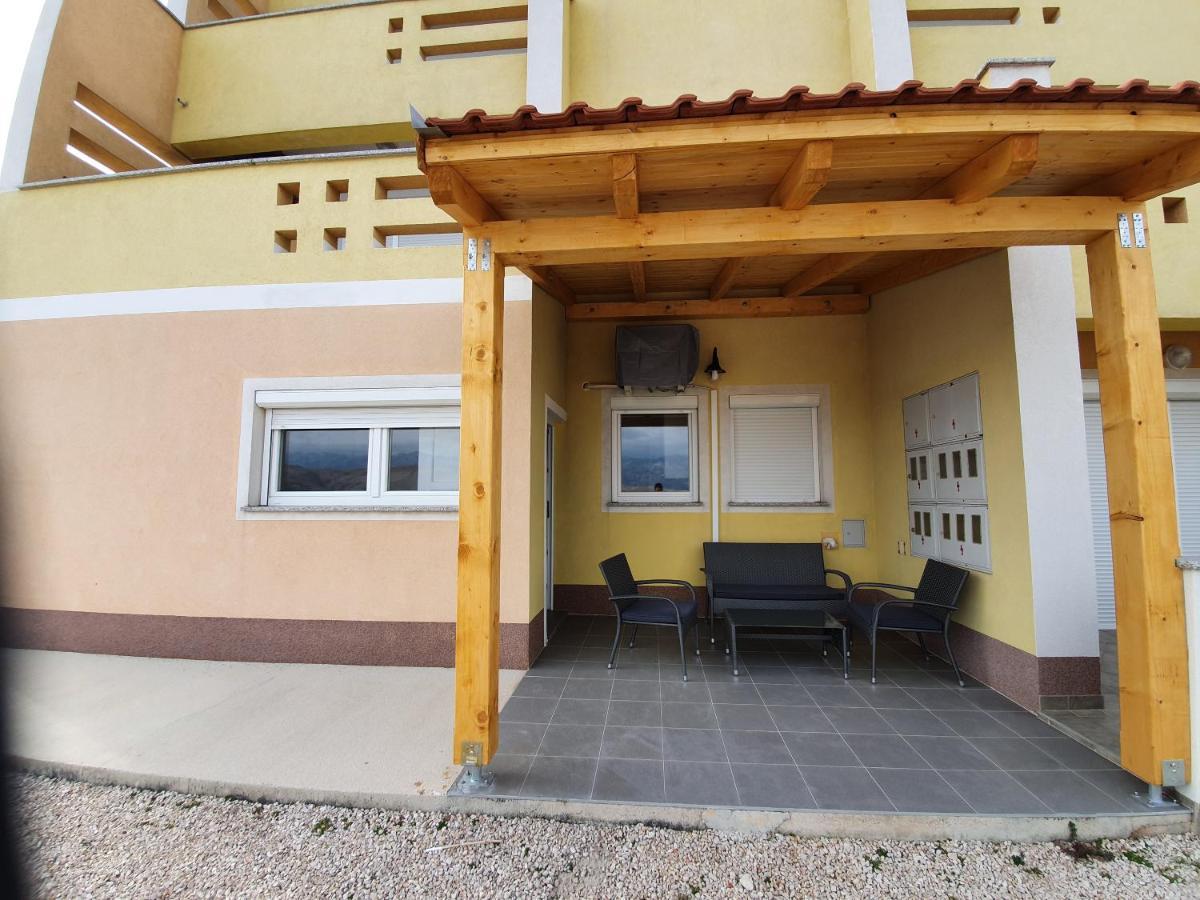 Apartments Ljubic Pag Town Eksteriør bilde
